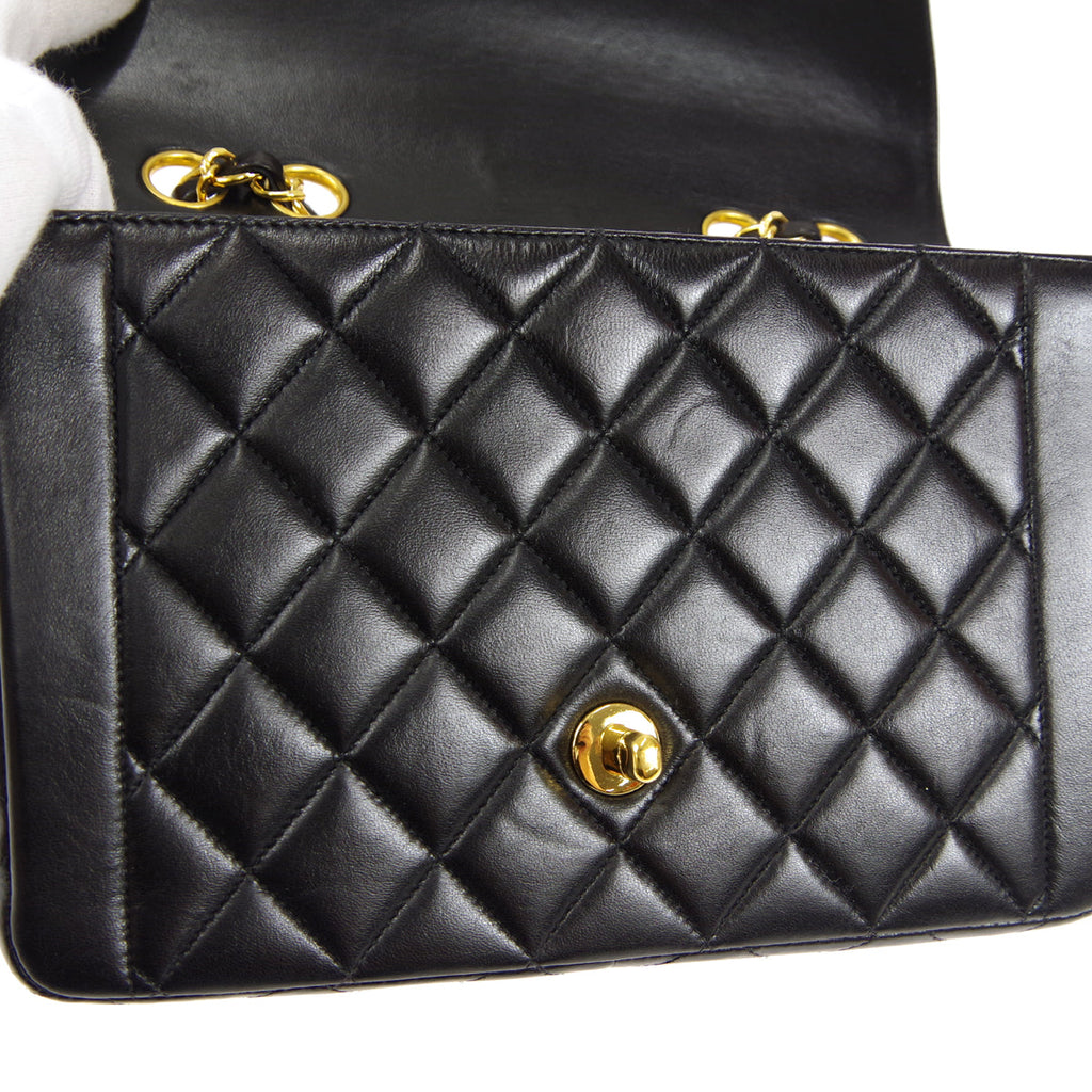 CHANEL 1994-1996 Border Flap Small Black Lambskin