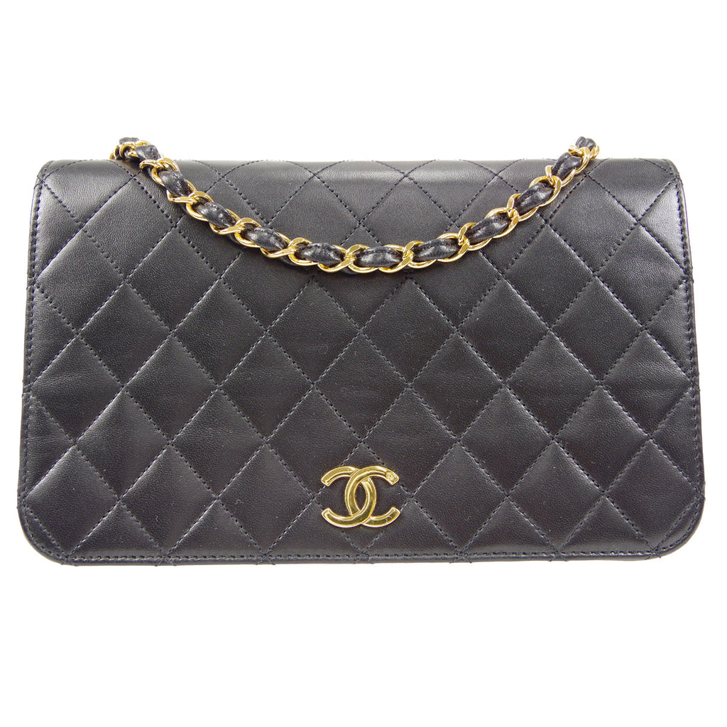 CHANEL 1997-1999 Pushlock Full Flap Small Black Lambskin