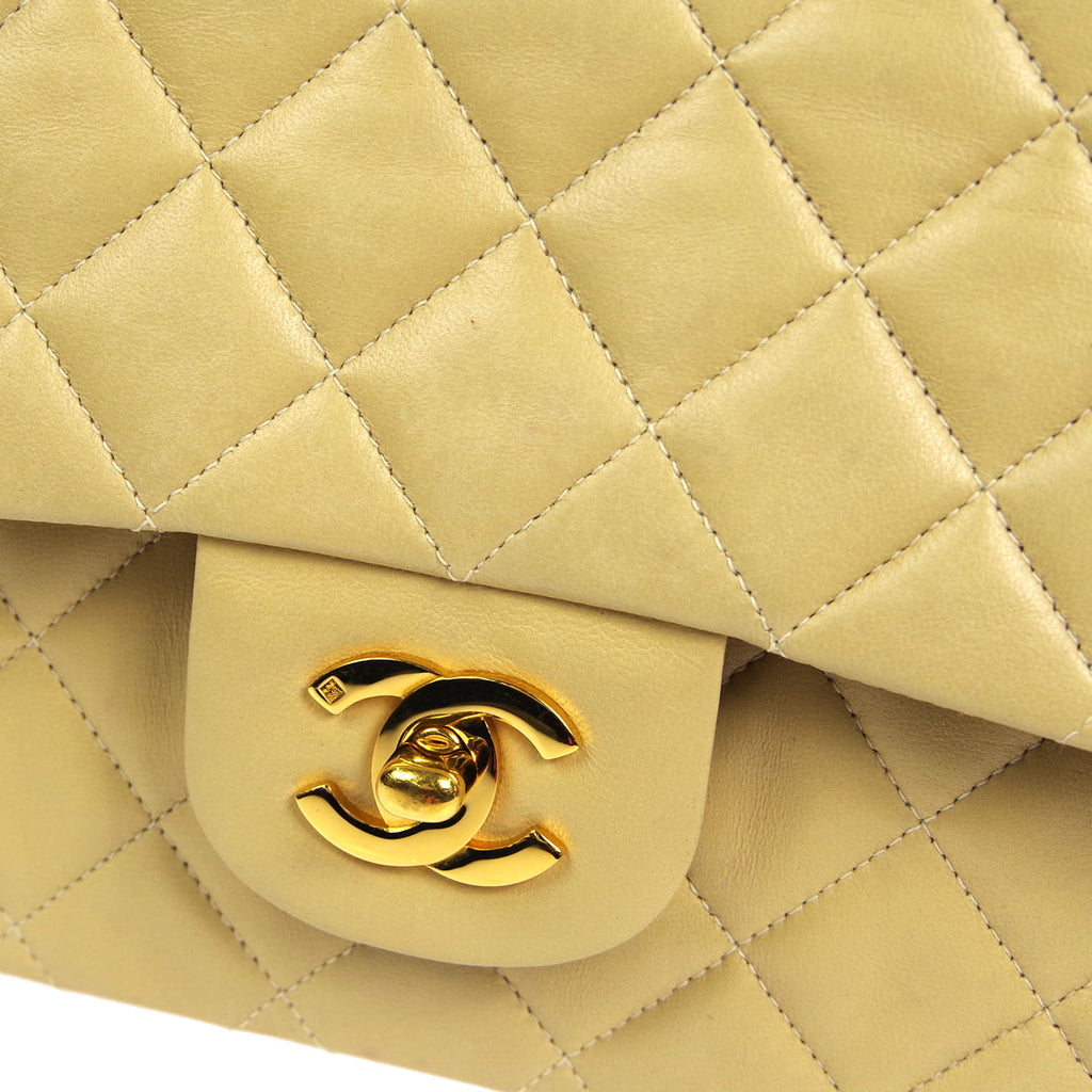 CHANEL 2000-2001 Classic Double Flap Medium Beige Lambskin