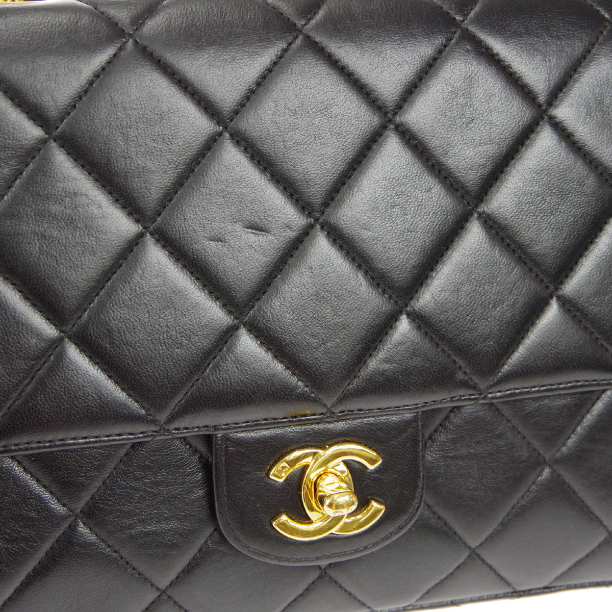CHANEL 1996-1997 Border Flap Medium Black Lambskin