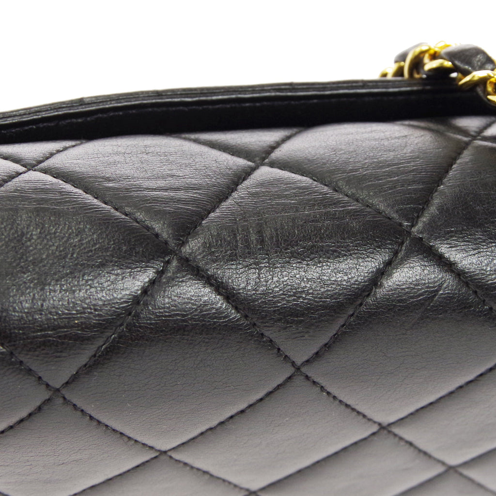 CHANEL 1996-1997 Border Flap Medium Black Lambskin