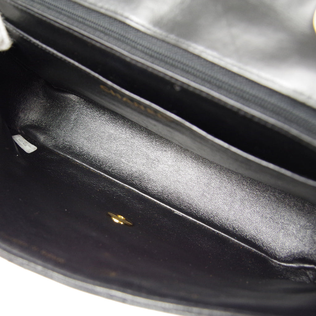 CHANEL 1996-1997 Border Flap Medium Black Lambskin