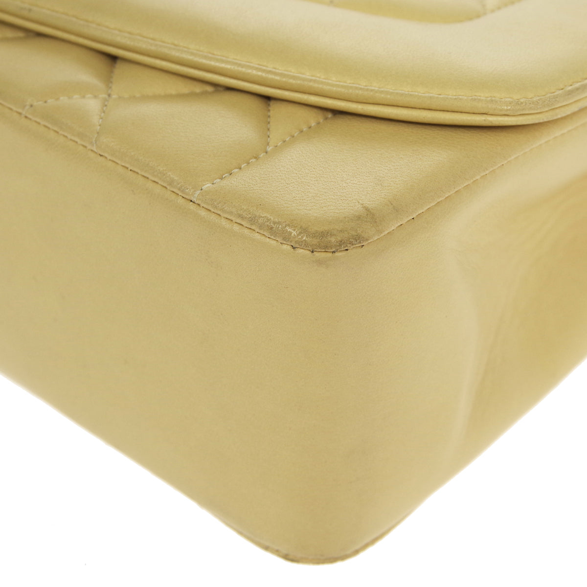CHANEL 1994-1996 Diana Flap Medium Beige Lambskin