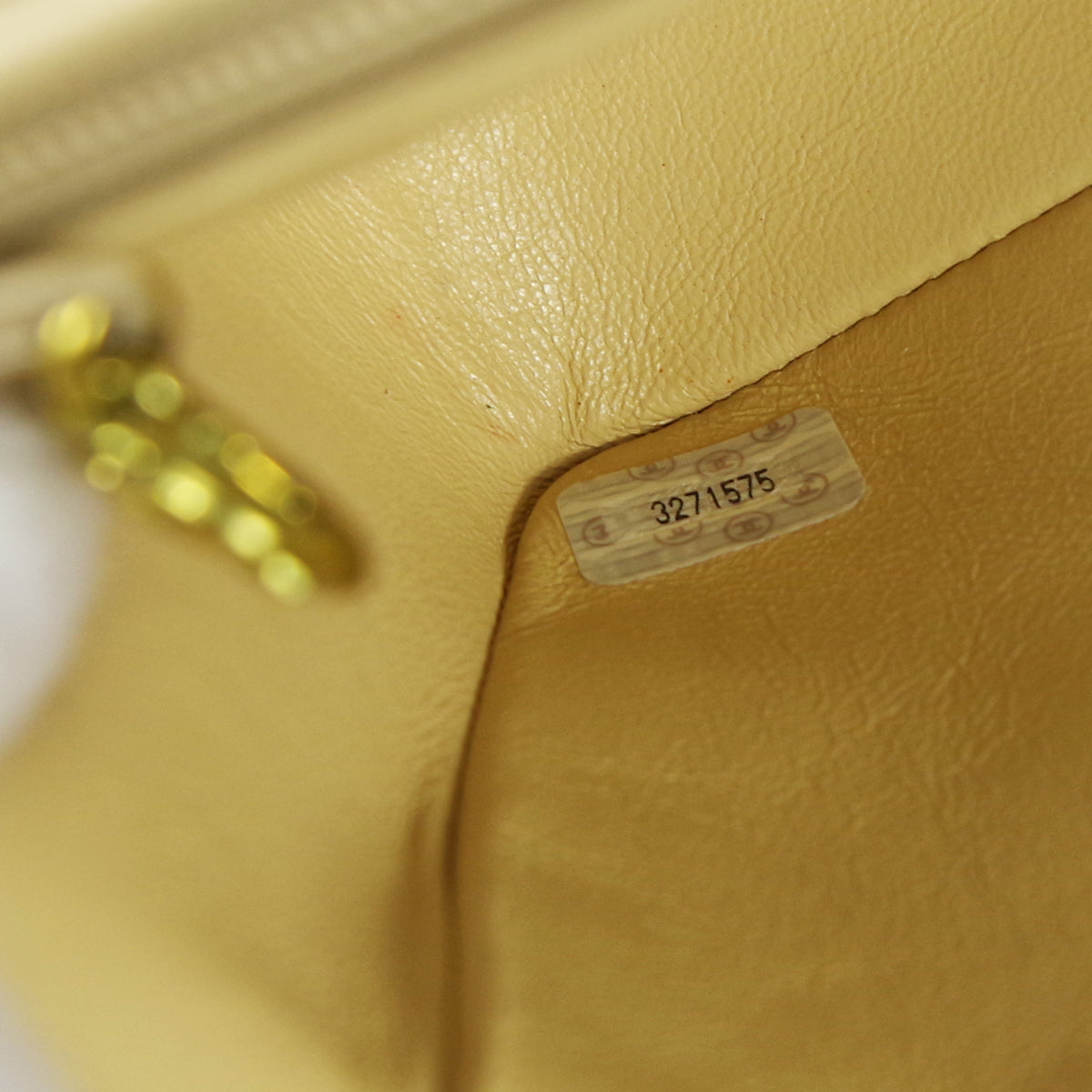CHANEL 1994-1996 Diana Flap Medium Beige Lambskin