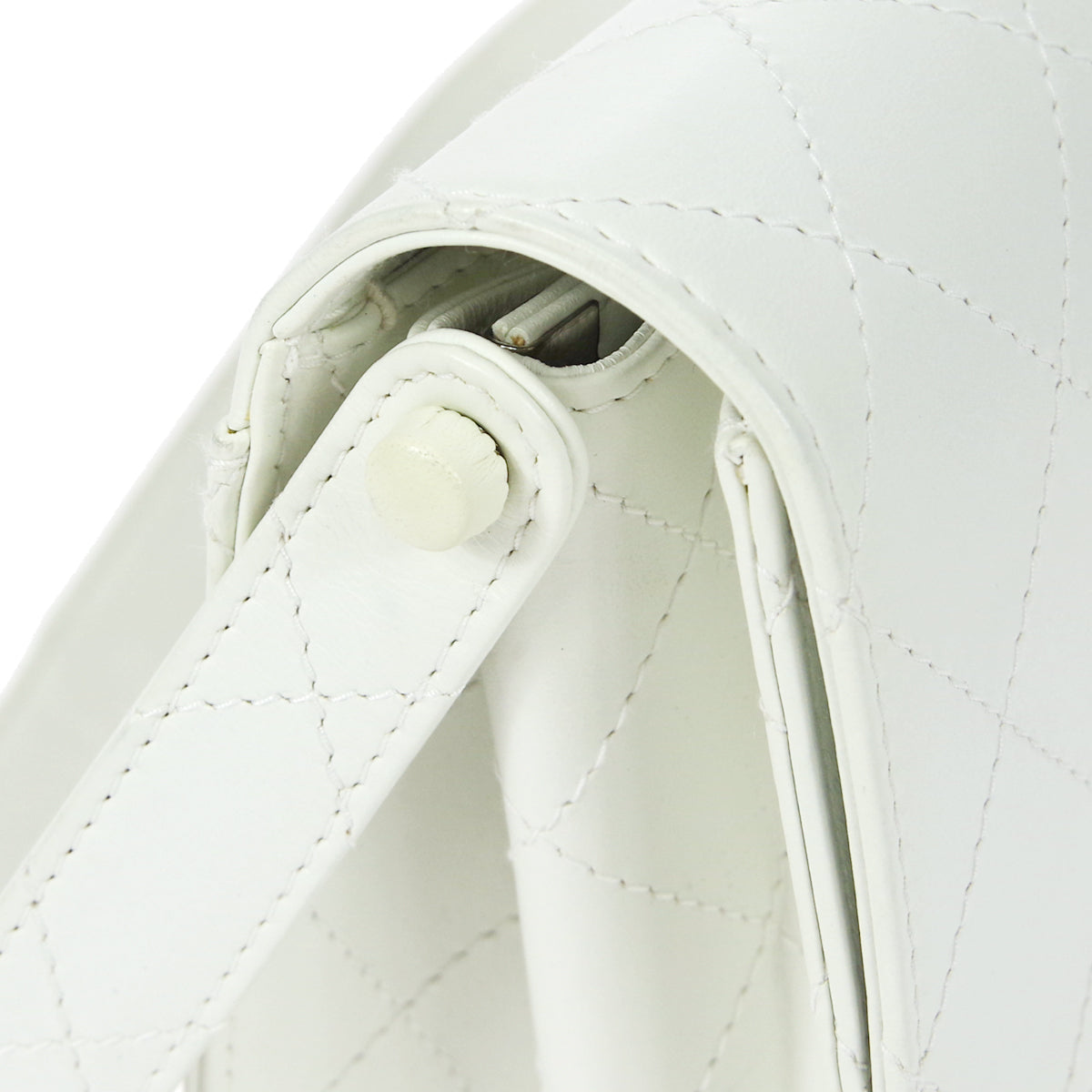 CHANEL 1998 Flap Shoulder Bag Small White Calfskin