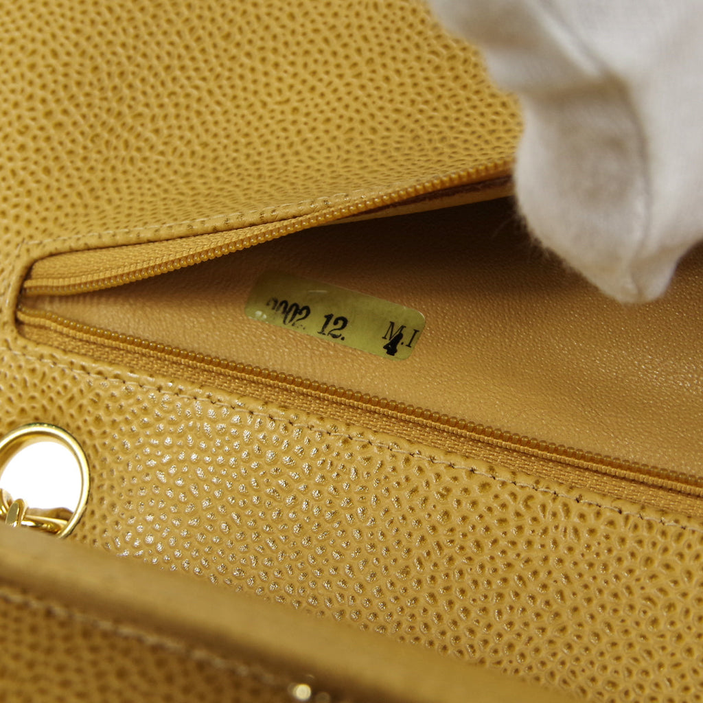 CHANEL 2001-2003 Classic Double Flap Medium Beige Caviar