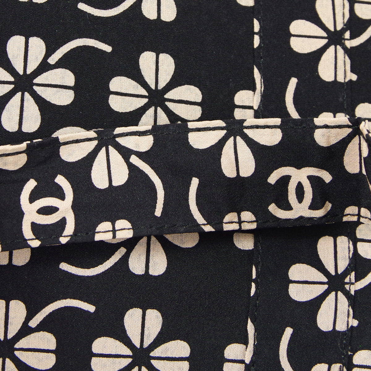 CHANEL Clover Shoulder Bag Beige Black