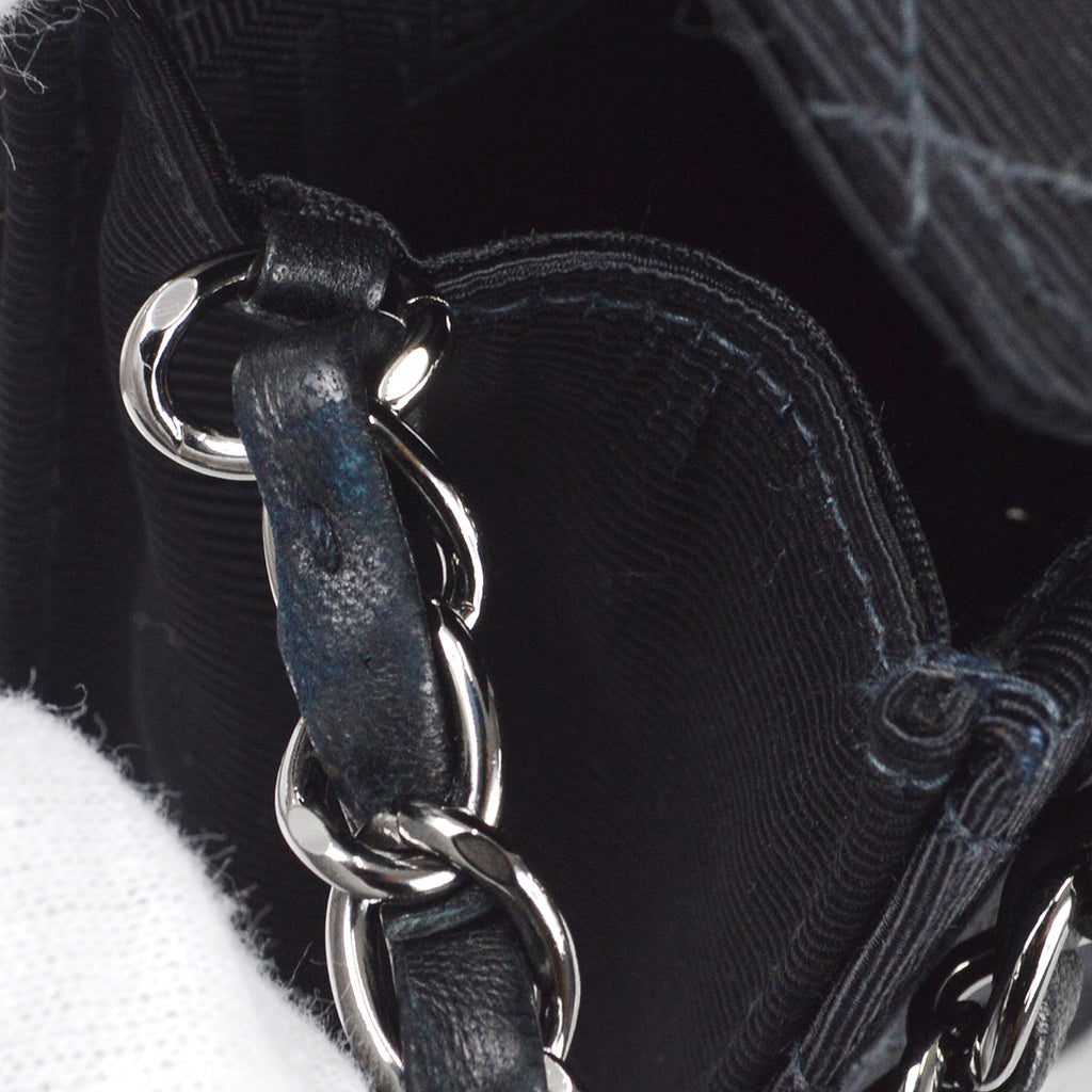 Chanel 2004-2005 Emblem Chain Shoulder Bag Black