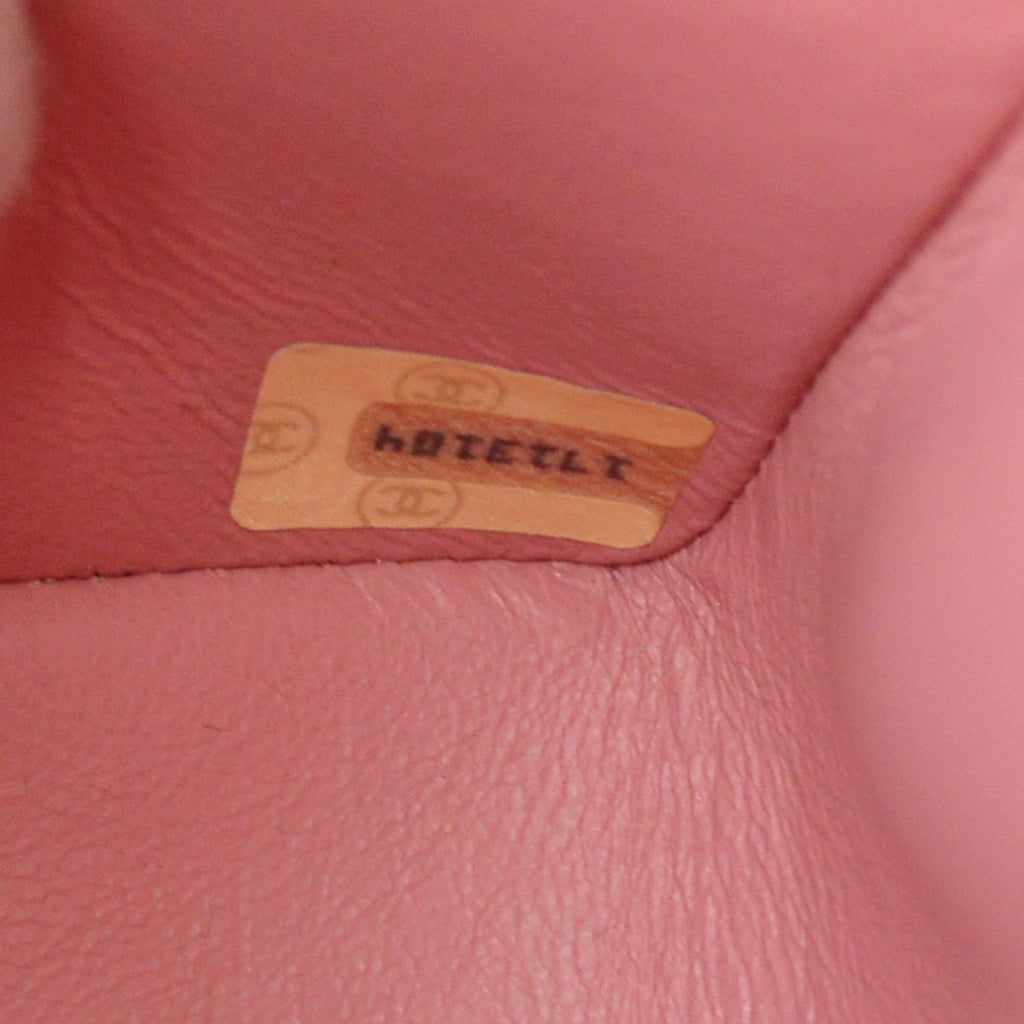 Chanel * 1989-1991 Round Flap Shoulder Bag Medium Pink Lambskin