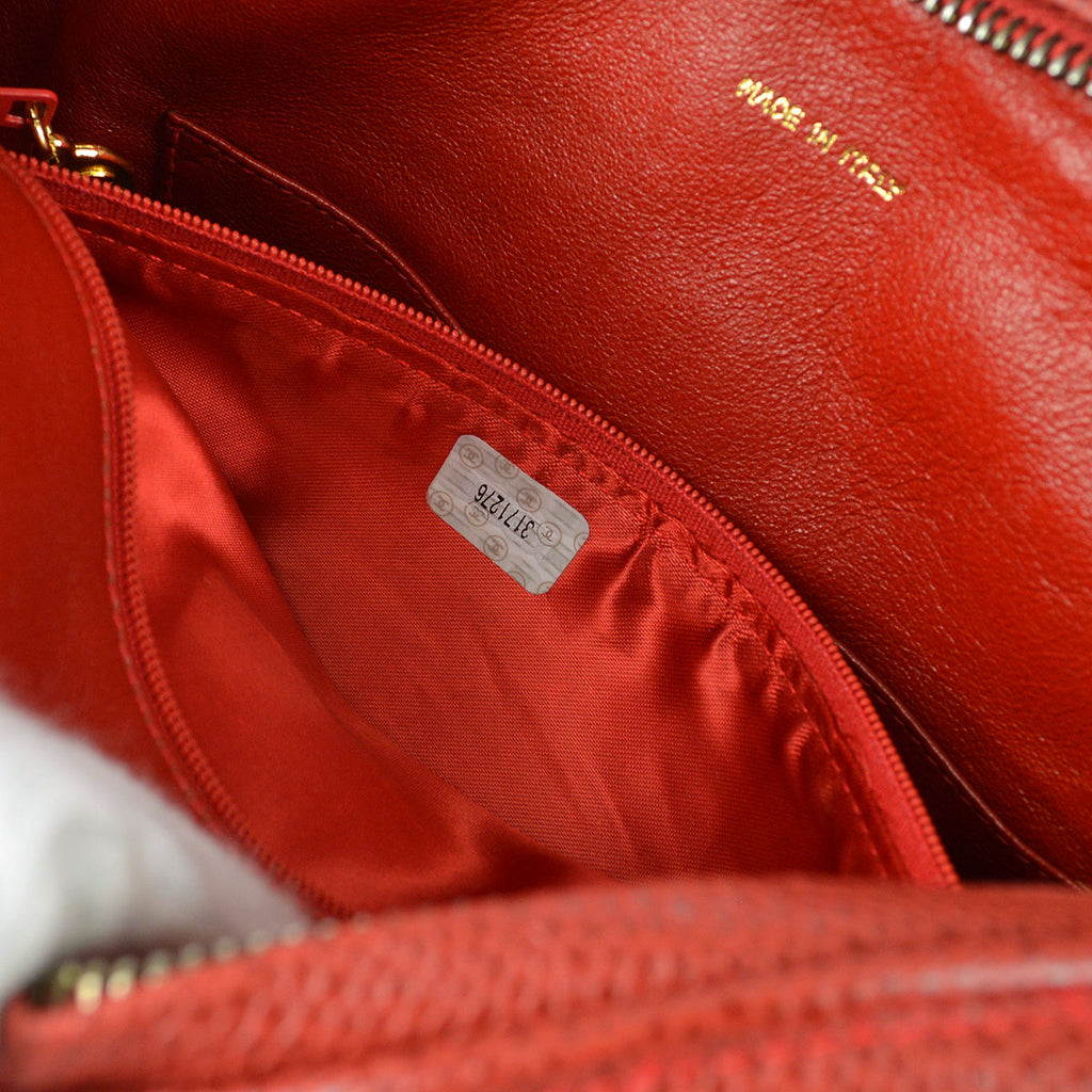 Chanel 1994-1996 Pocket Camera Bag Small Red Caviar