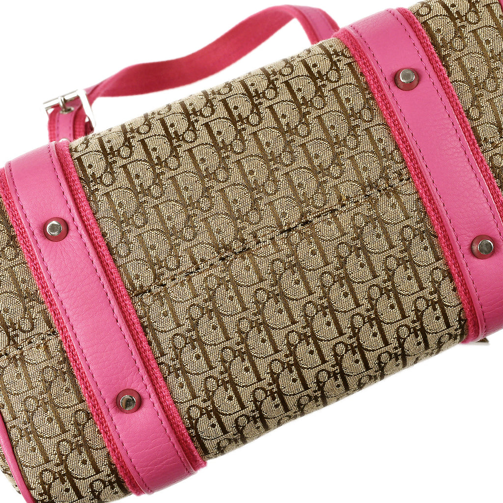 CHRISTIAN DIOR 2005 Street Chic Trotter Boston 25 97779