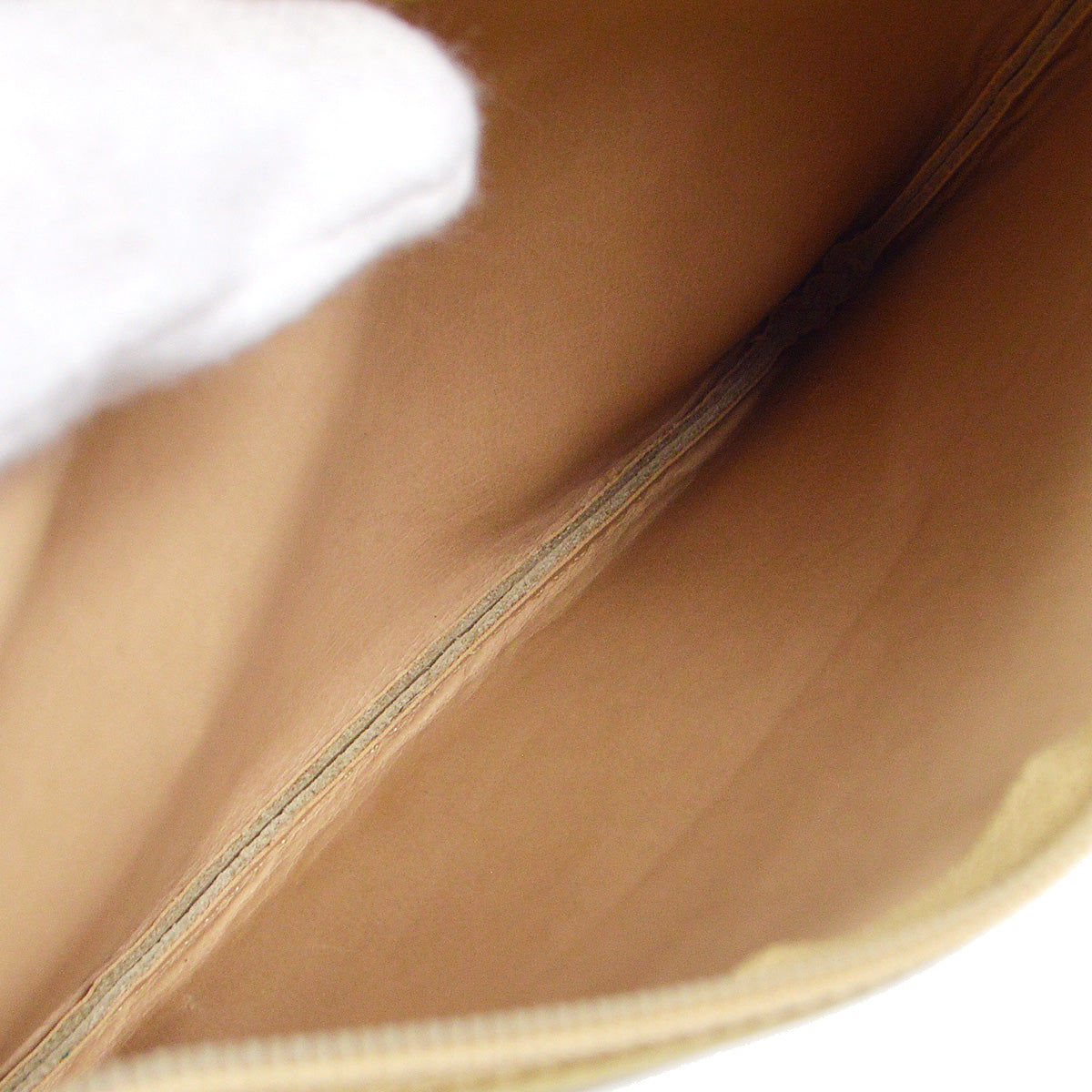 Chanel 1991-1994 Shoulder Bag Beige Lambskin