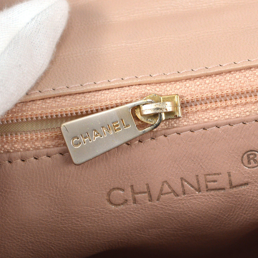 Chanel 2000-2001 Acrylic Handle Handbag Pink Lambskin