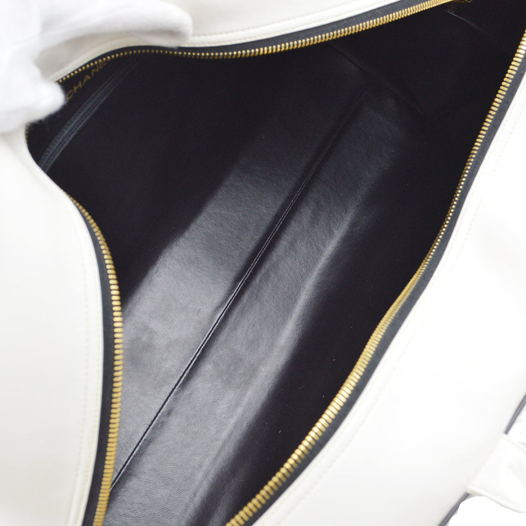 Chanel * 1994-1996 Bowling Bag 50 White Calfskin