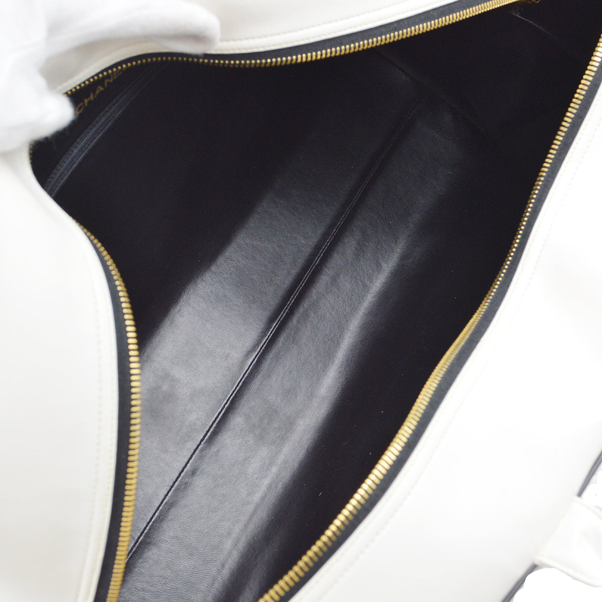 Chanel * 1994-1996 Bowling Bag 50 White Calfskin