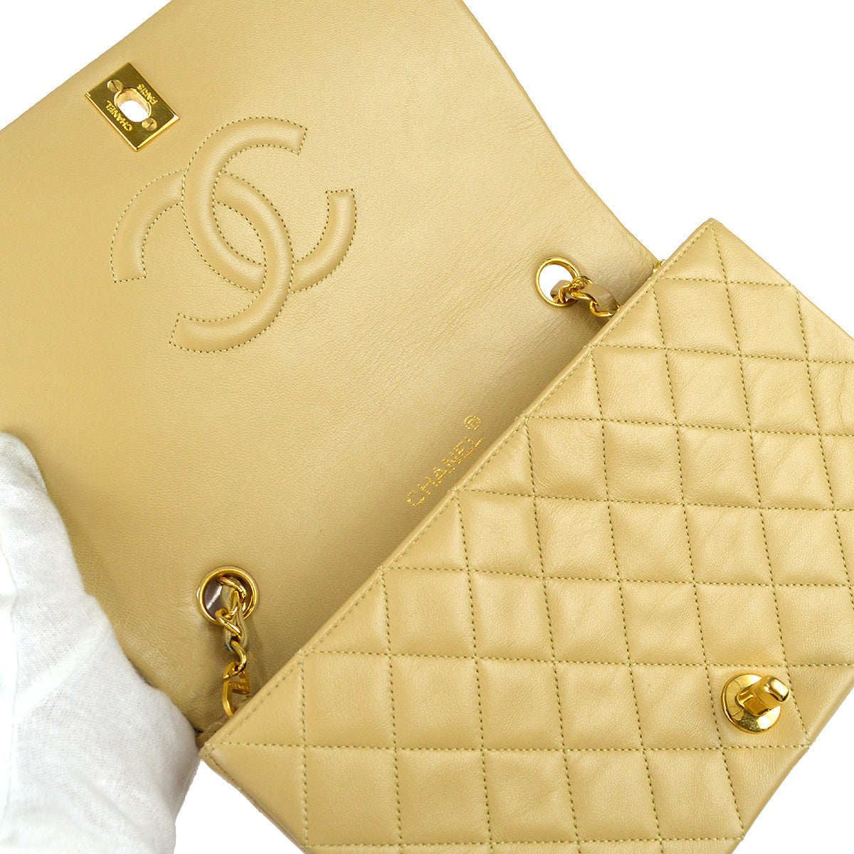Chanel 1989-1991 Full Flap Chain Shoulder Bag Beige Lambskin