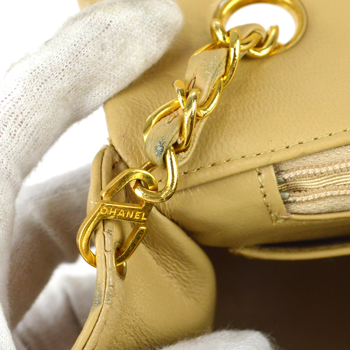Chanel 1989-1991 Full Flap Chain Shoulder Bag Beige Lambskin