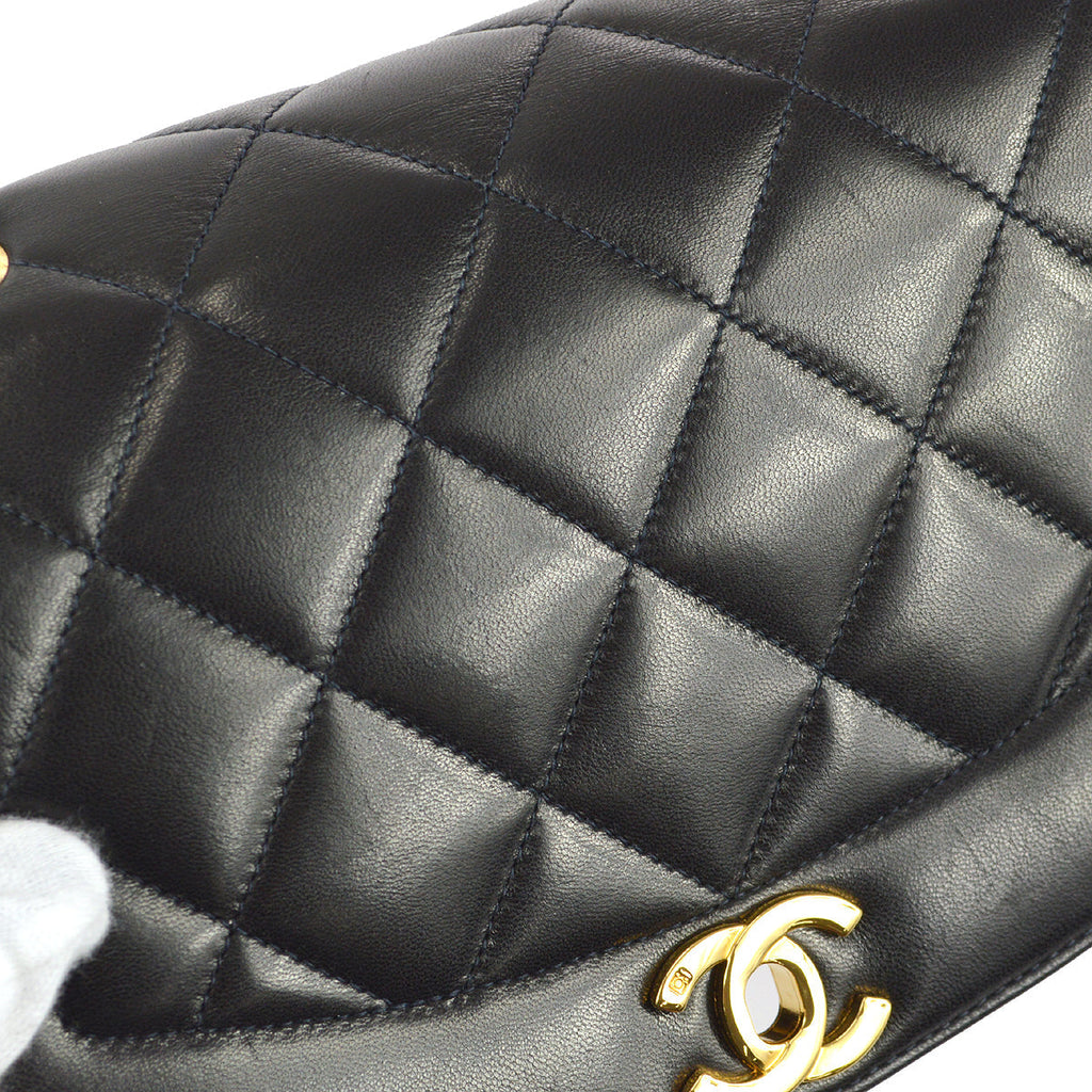 Chanel * 1994-1996 Small Diana Chain Shoulder Bag Black Lambskin