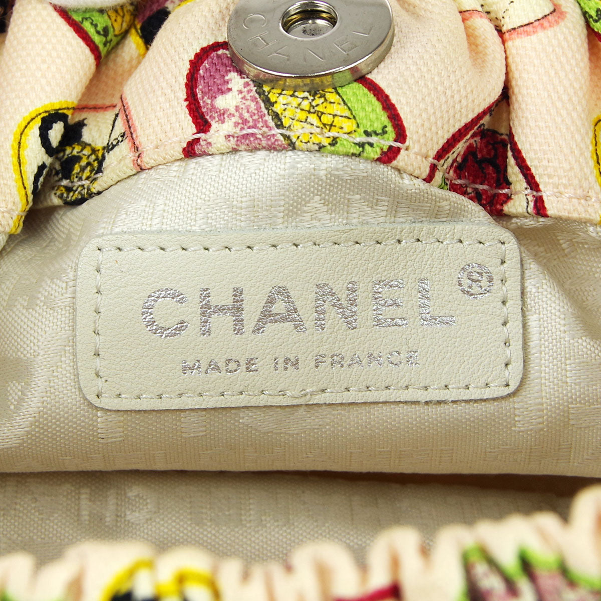 Chanel * 2005-2006 Valentine Chain Handbag Pink Canvas