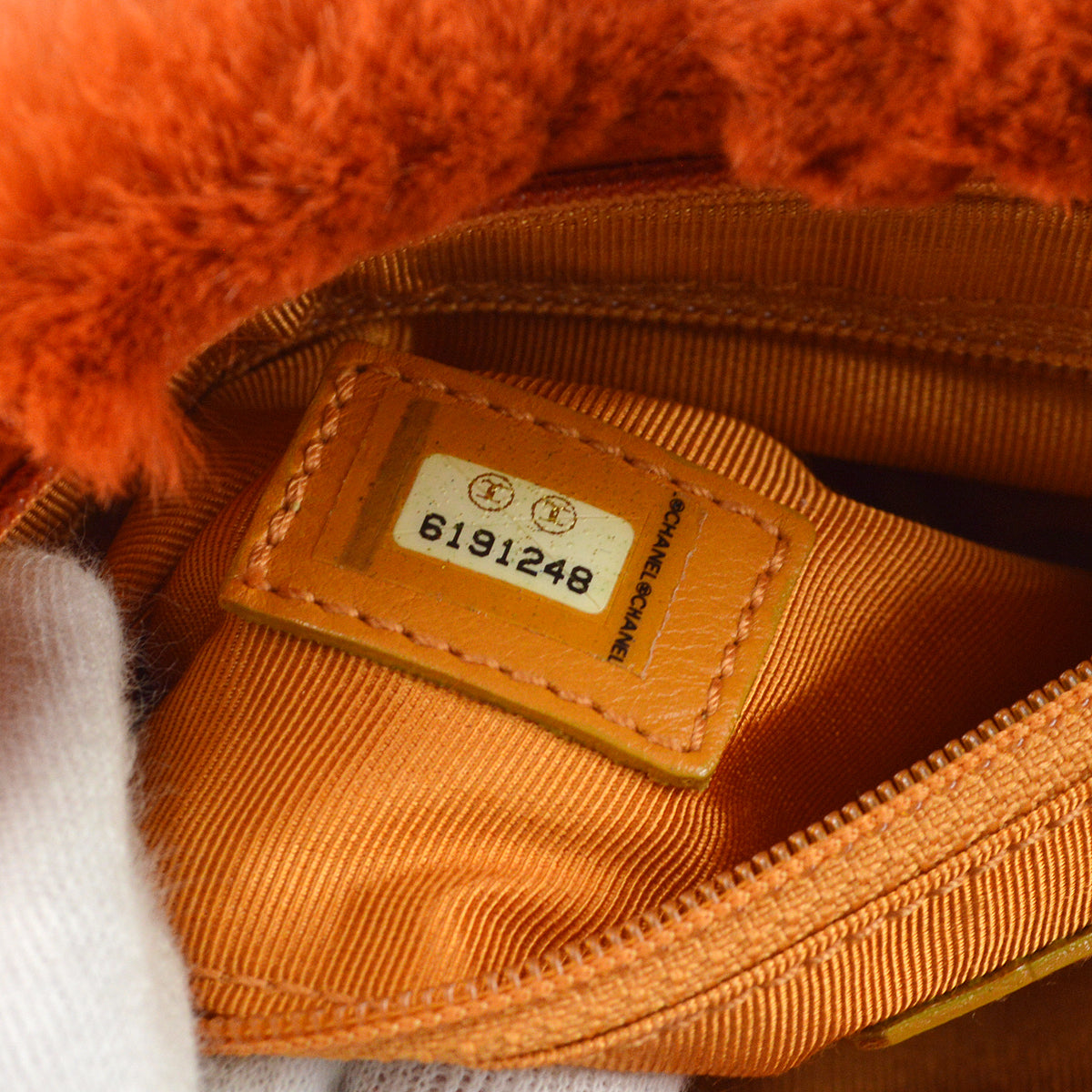 Chanel 2000-2001 Chain Shoulder Bag Orange Fur