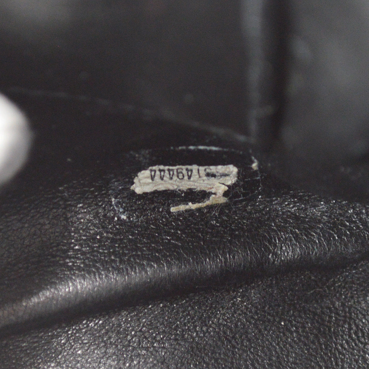 Chanel Single Chain Shoulder Bag Black Caviar