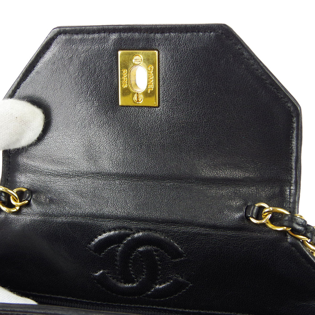 Chanel * Octagonal Chain Shoulder Bag Black Lizard