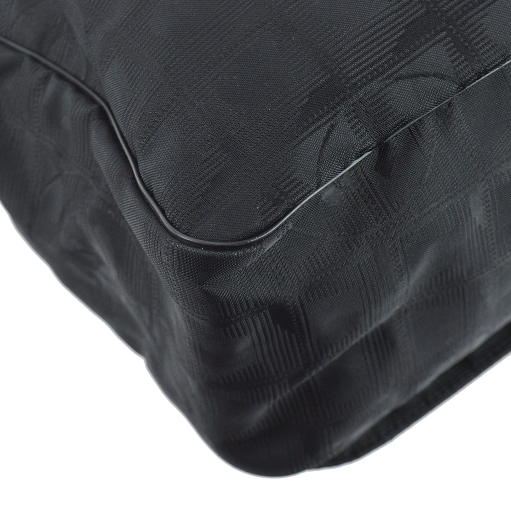 Chanel 2005-2006 New Travel Line Messenger Bag Black