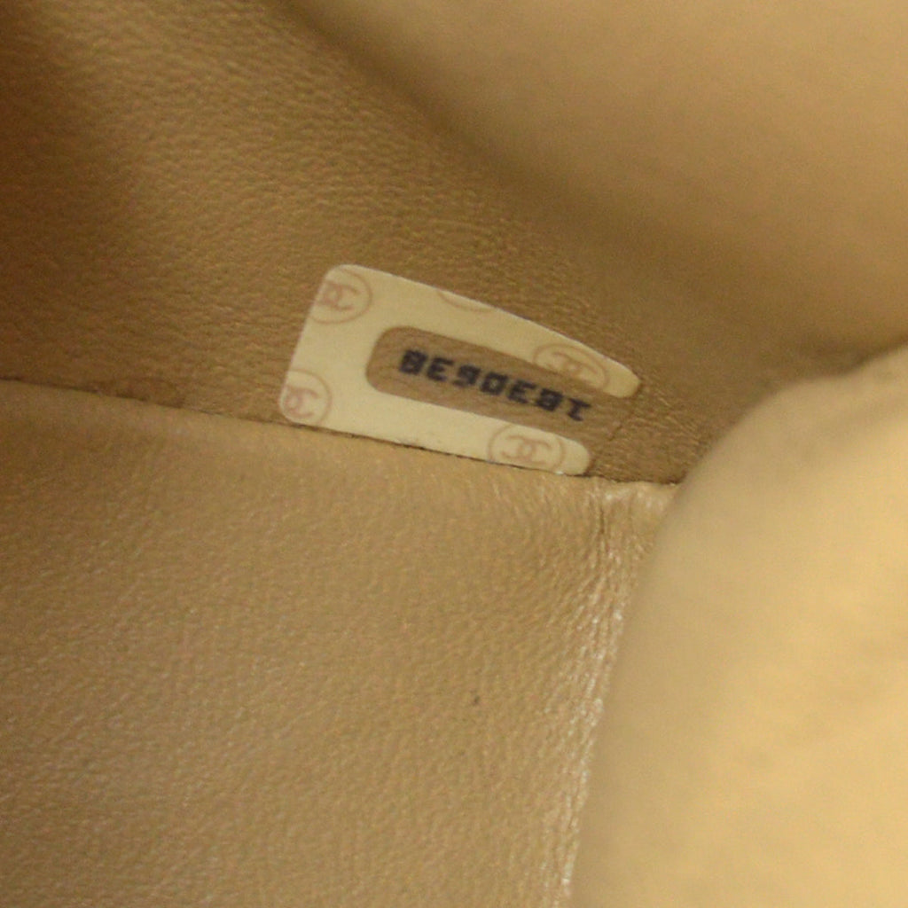Chanel 1989-1991 Classic Double Flap Medium Shoulder Bag Beige Lambskin