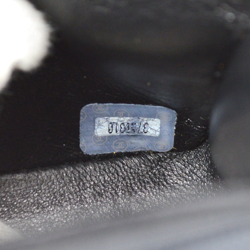 Chanel 1994-1996 Border Flap Bag Medium Black Lambskin