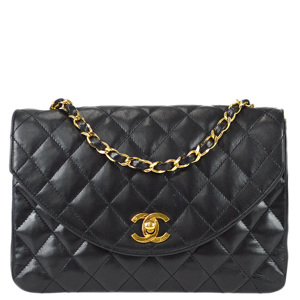 Chanel 1994-1996 Round Flap Bag Small Black Lambskin