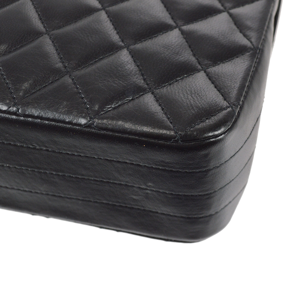 Chanel 1994-1996 Round Flap Bag Small Black Lambskin