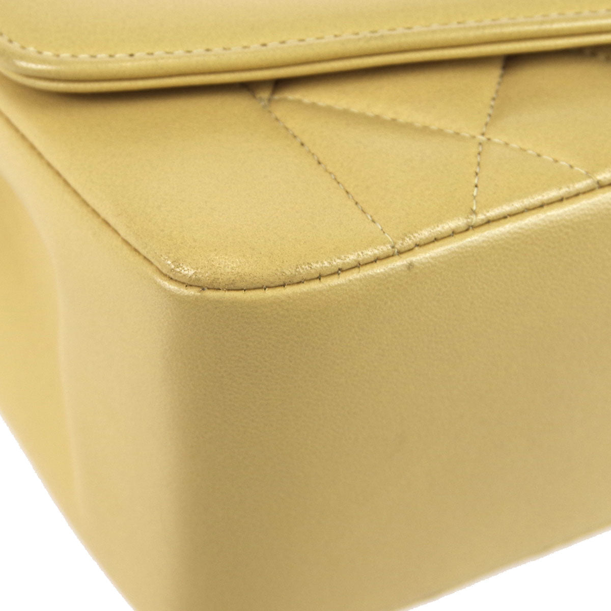 Chanel * 1994-1996 Small Diana Flap Bag Beige Lambskin
