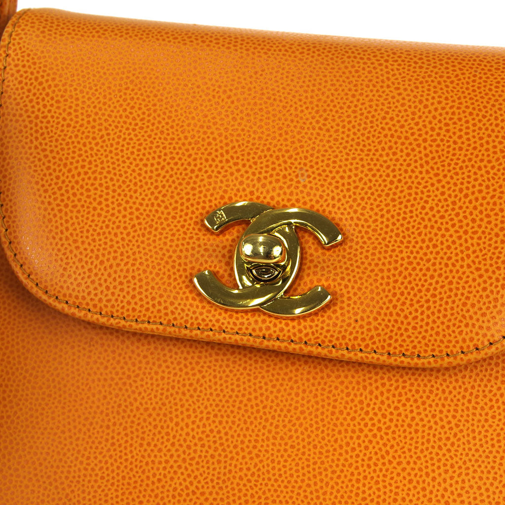 Chanel * 1997-1999 Shopping Handbag Medium Orange Caviar