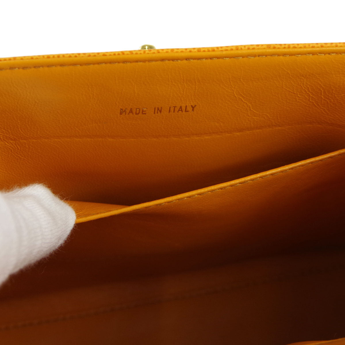 Chanel * 1997-1999 Shopping Handbag Medium Orange Caviar