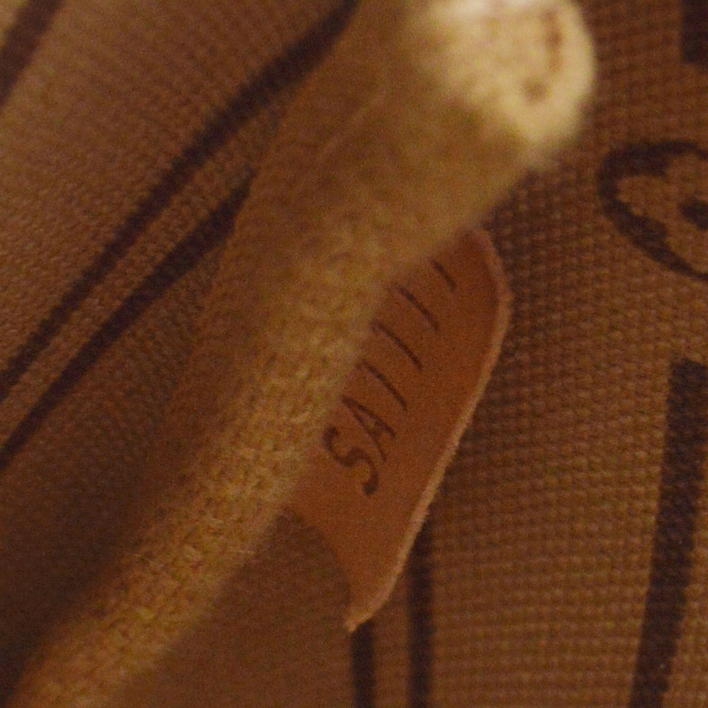Louis Vuitton 2011 Monogram Mini Pochette Delightful M40309