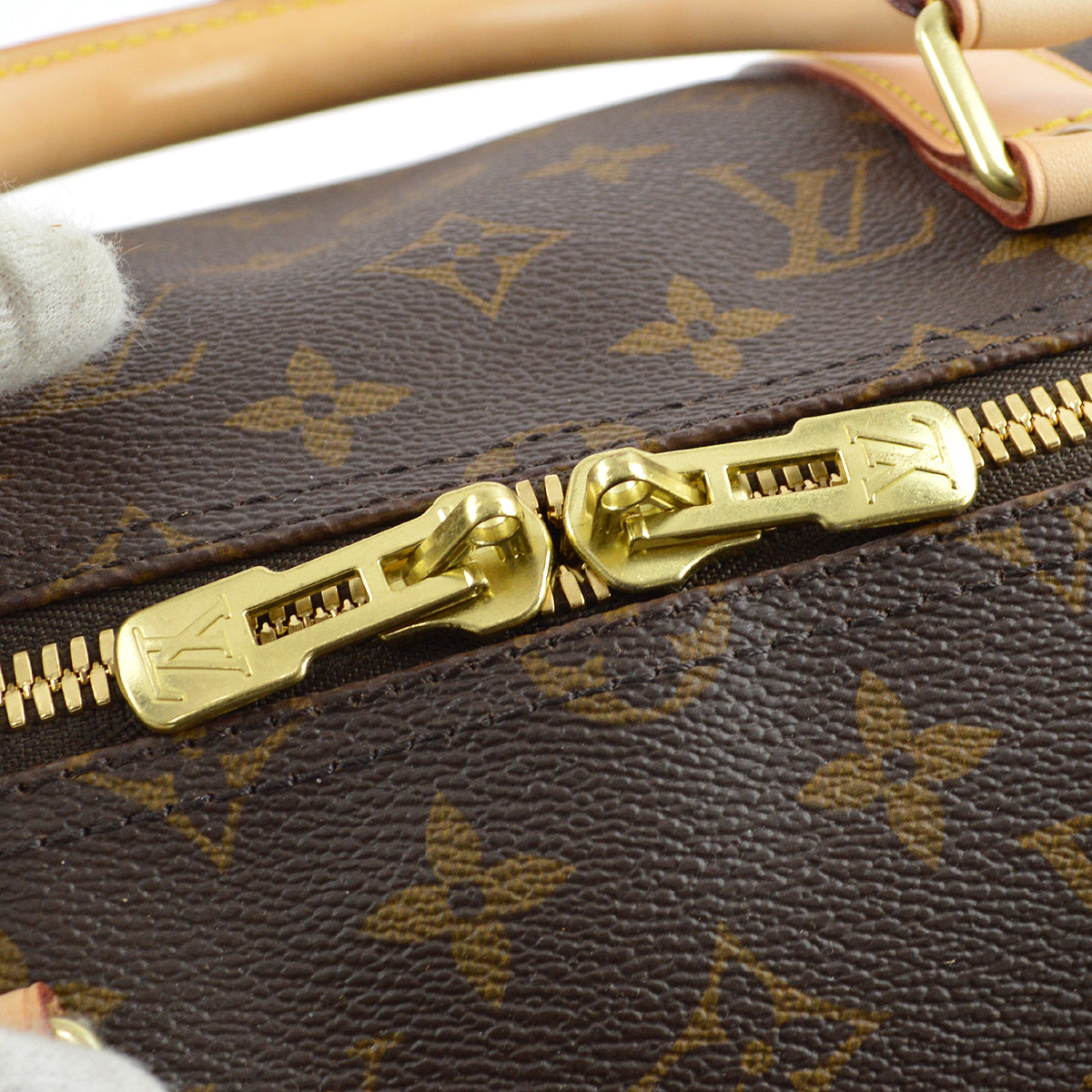 Louis Vuitton 2010 Monogram Keepall 50 Duffle Travel Handbag M41426
