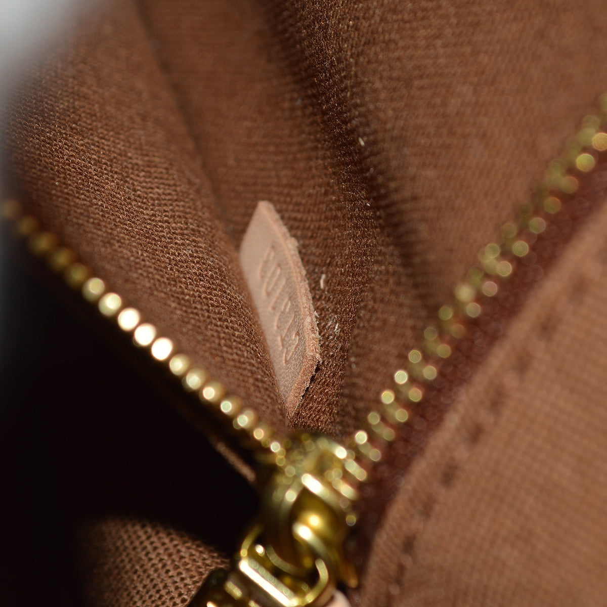 Louis Vuitton 2013 Monogram Sac Plat NM M40805
