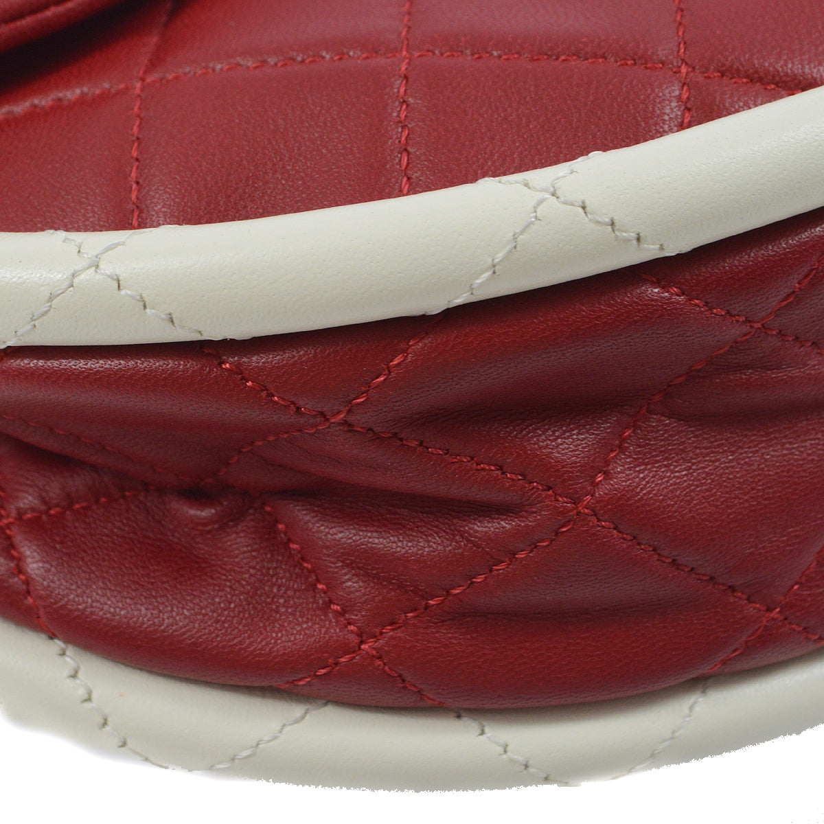 Chanel 2013-2014 Red Lambskin Medium Hula Hoop Handbag