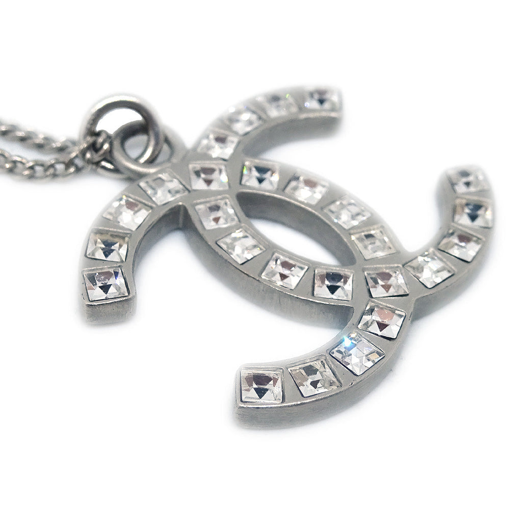Chanel 2012 Silver Necklace Pendant Rhinestone B12A
