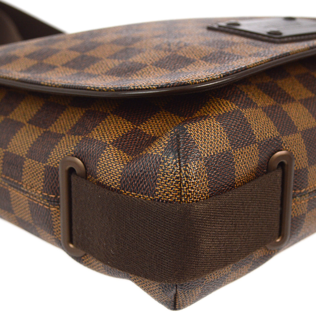 Louis Vuitton 2011 Damier Brooklyn MM Shoulder Bag N51211