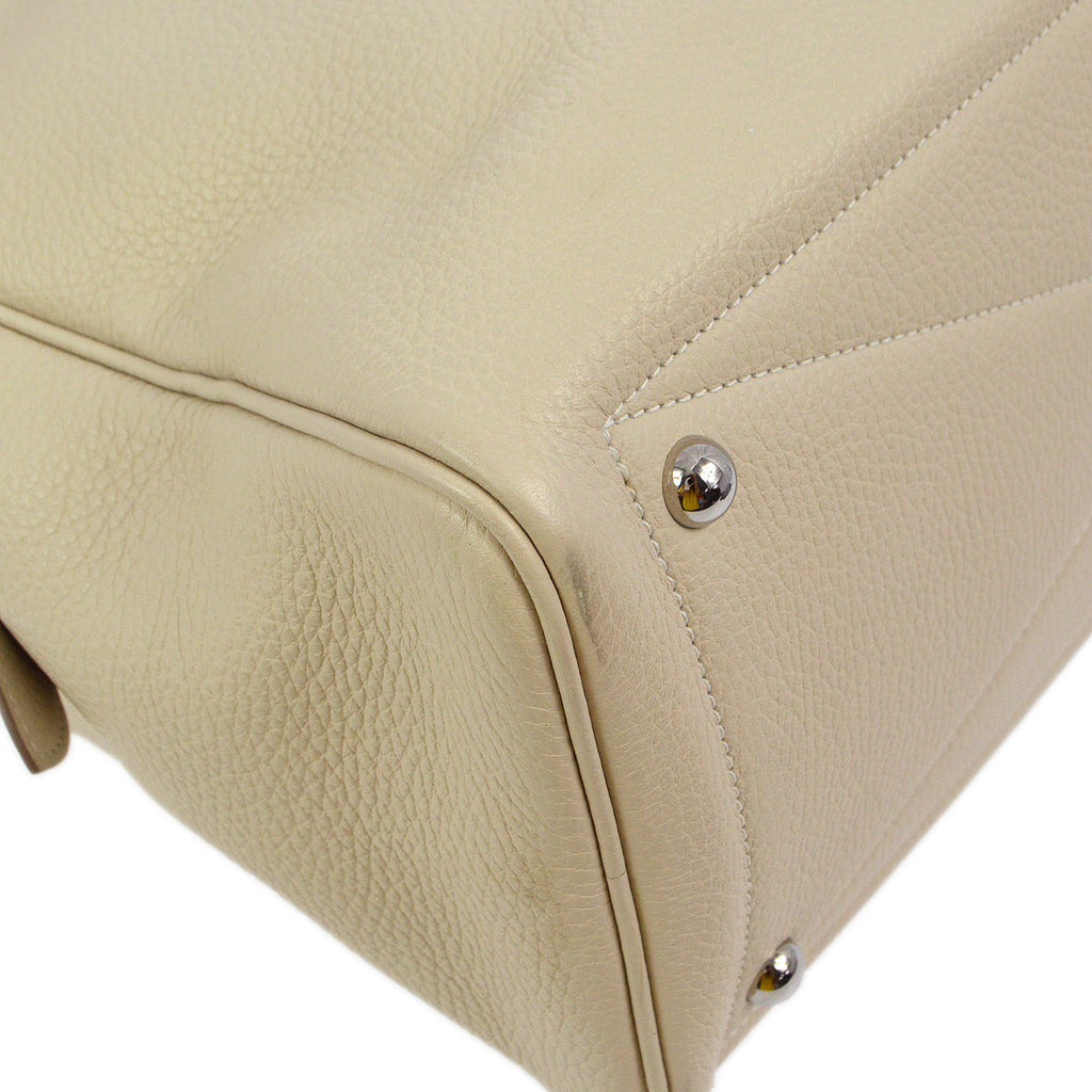 Hermes 2015 Craie Taurillon Clemence Victoria 35 Handbag