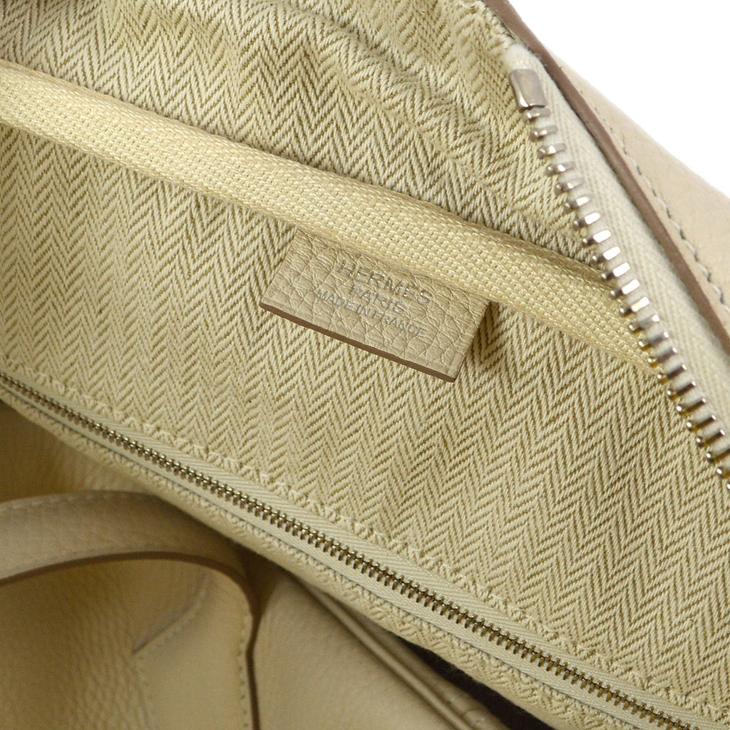 Hermes 2015 Craie Taurillon Clemence Victoria 35 Handbag