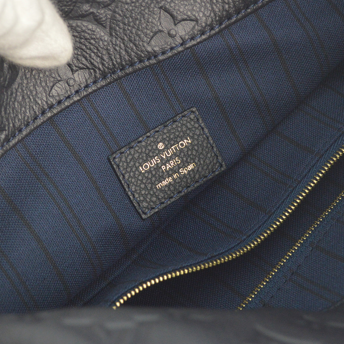 Louis Vuitton 2011 Navy Monogram Empreinte Artsy MM Handbag M93448