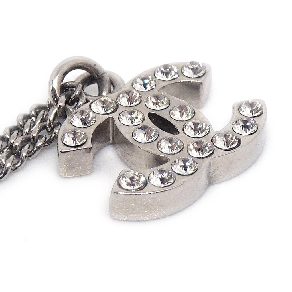 Chanel 2011 Silver Chain Necklace Pendant Rhinestone B11V