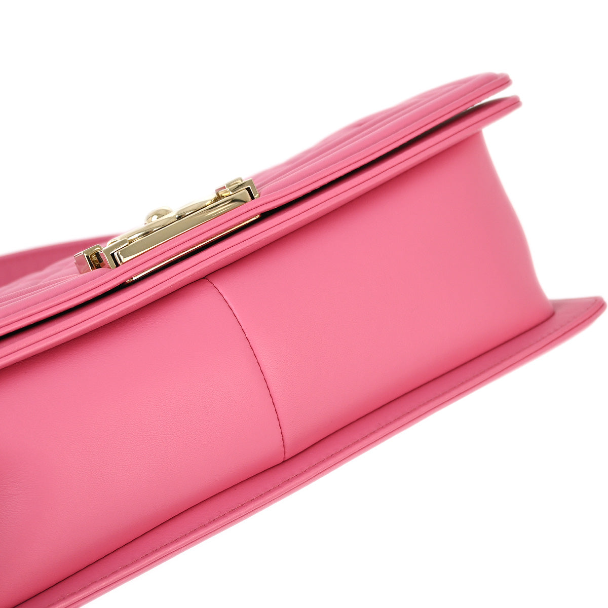 Medium Boy Chanel 2018-2019 Pink Calfskin Chain Shoulder Bag