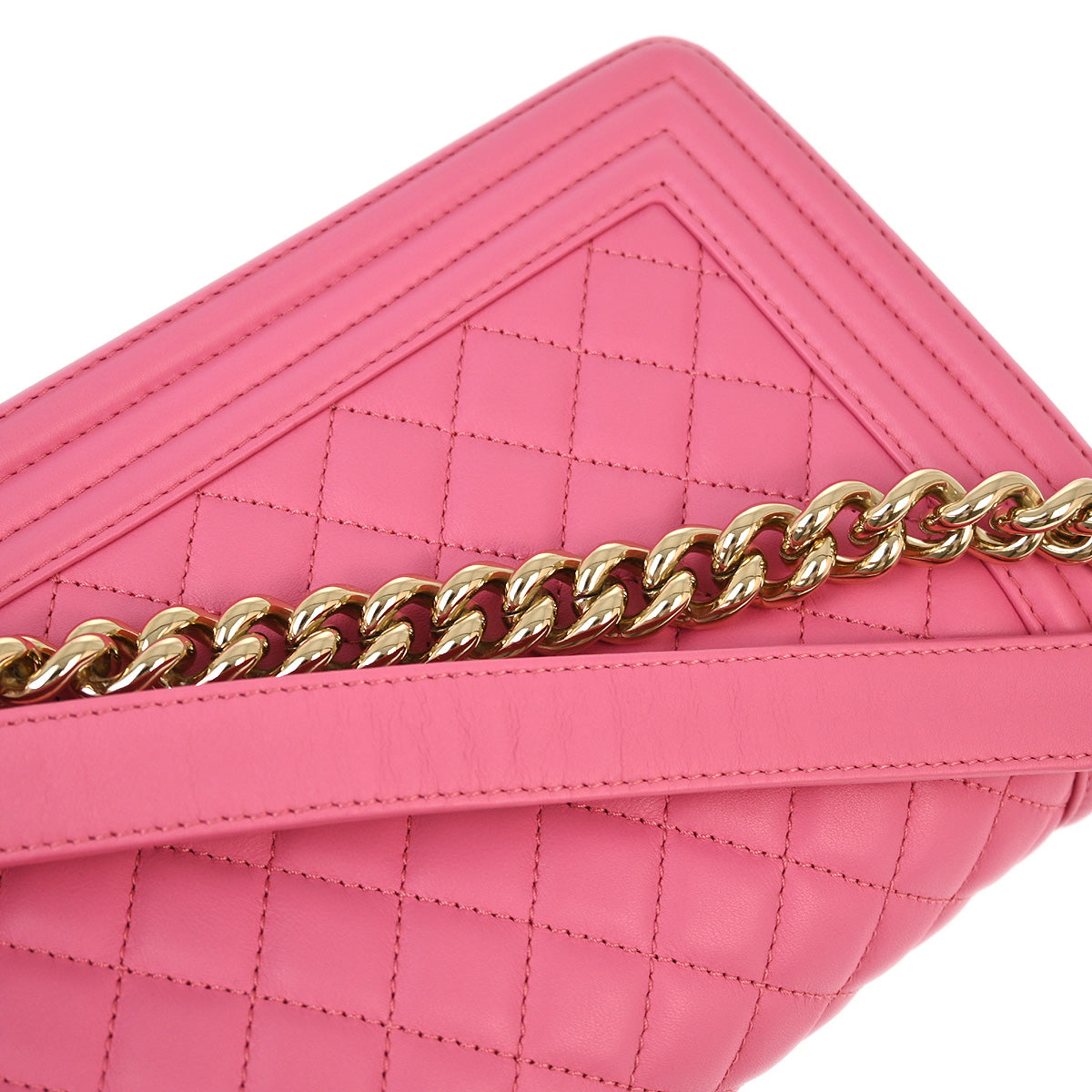 Medium Boy Chanel 2018-2019 Pink Calfskin Chain Shoulder Bag