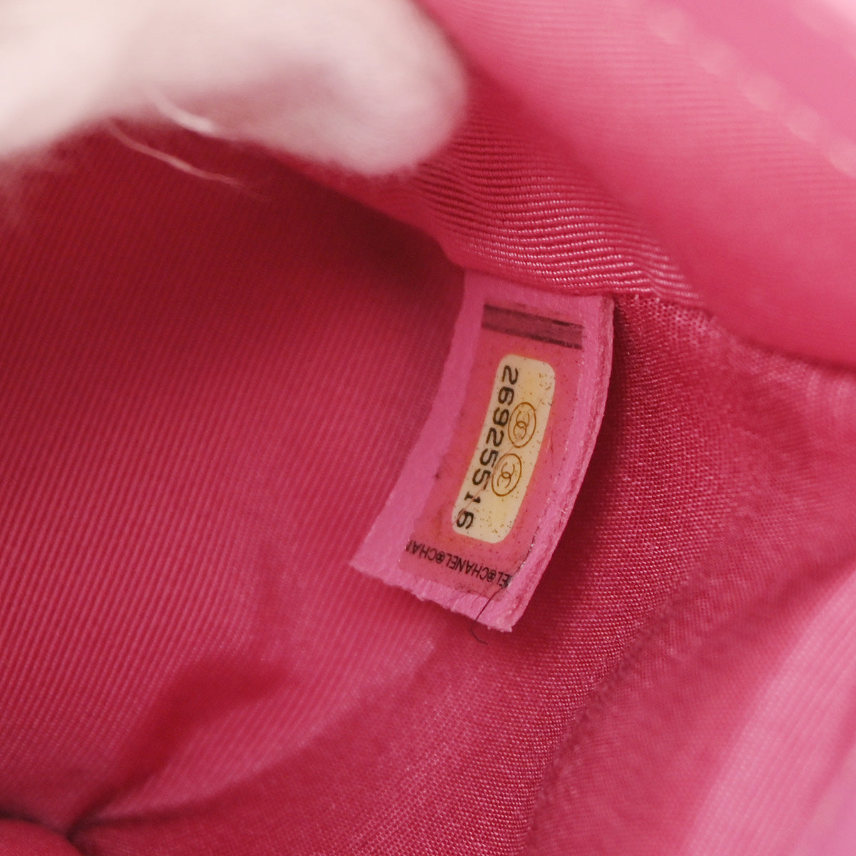 Medium Boy Chanel 2018-2019 Pink Calfskin Chain Shoulder Bag