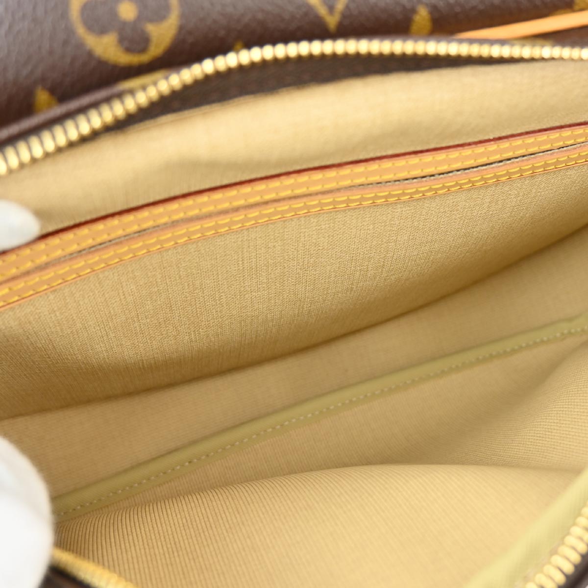 Louis Vuitton 2011 Monogram Reporter PM Shoulder Bag M45254