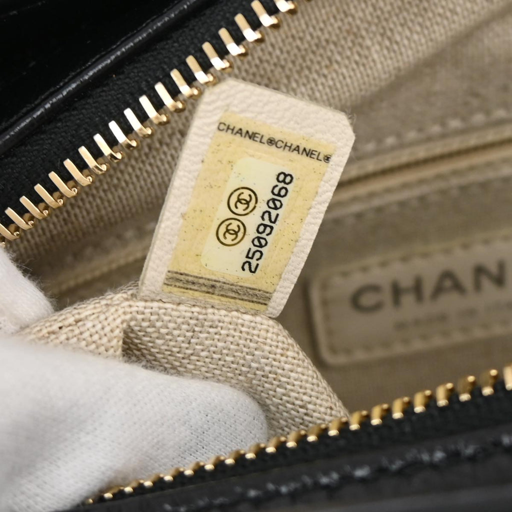 Chanel 2018 Black Tweed Calfskin Medium Gabrielle Shoulder Bag