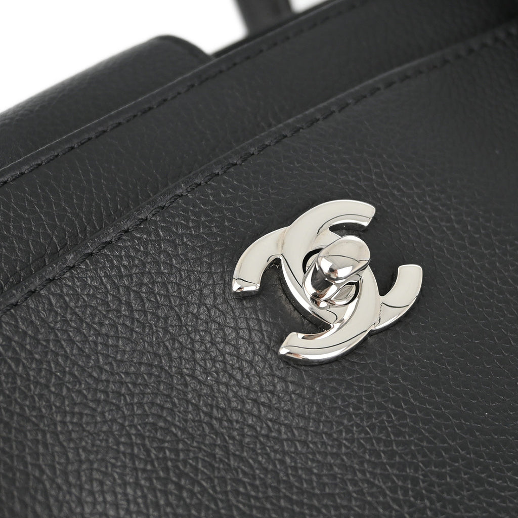 Chanel 2013-2014 Black Caviar Cerf Tote Handbag